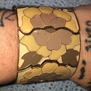 Vintage stretchy metal cuff bracelet